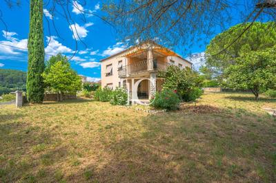 Maison - 141 m² - 6 pièces