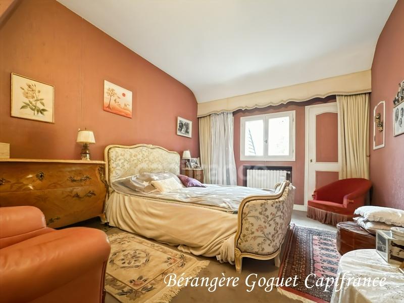 Maison - 174 m² - 8 pièces