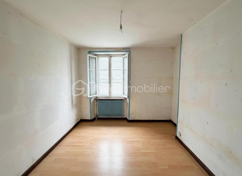 Maison en pierre - 96 m² - 5 pièces