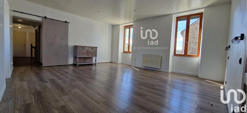 Maison - 233 m² - 8 pièces