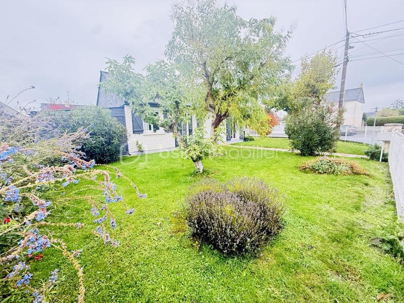 Maison - 96 m² - 5 pièces