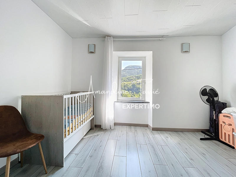 Maison - 155 m² - 6 pièces