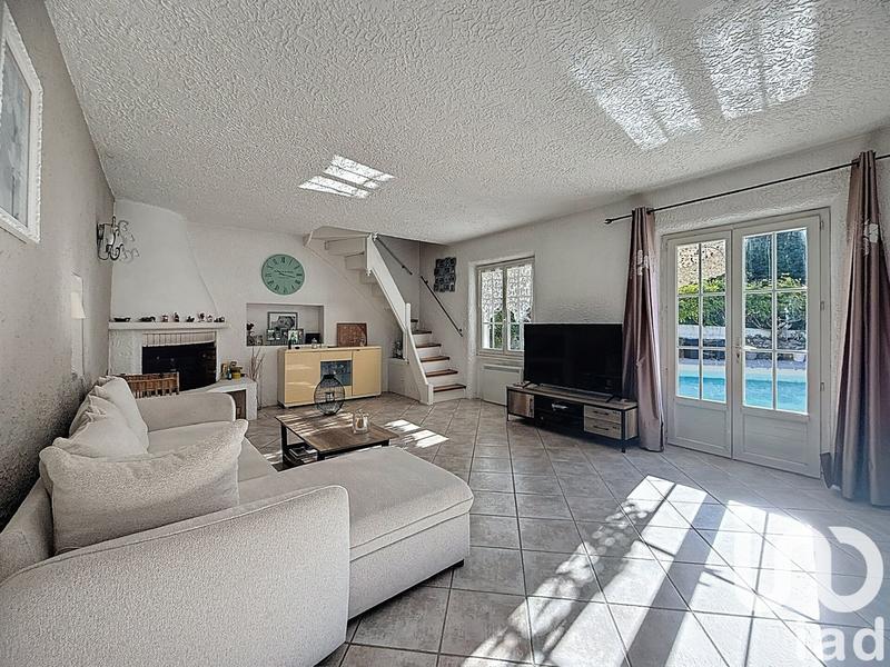 Maison - 140 m² - 4 pièces