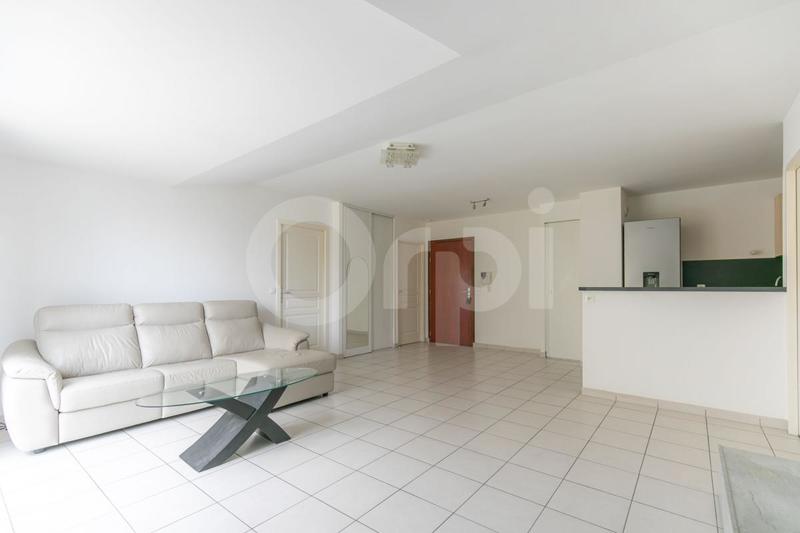 Appartement - 86 m² - 3 pièces