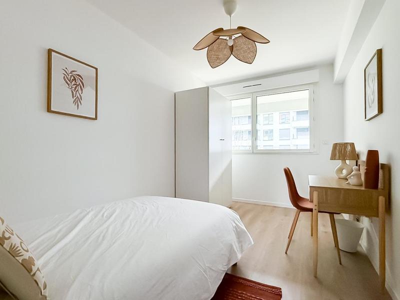 Appartement - 94 m² - 5 pièces