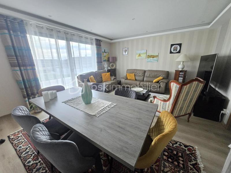 Pavillon - 130 m² - 5 pièces