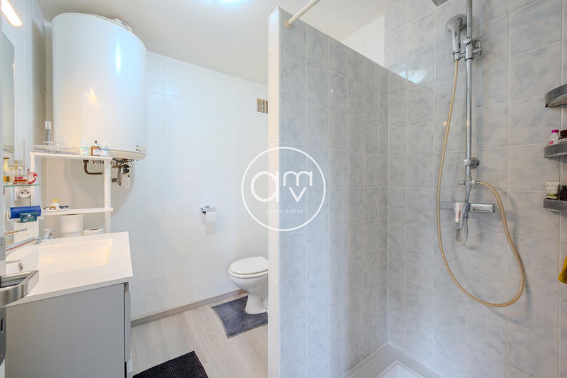 Maison - 212 m² - 7 pièces