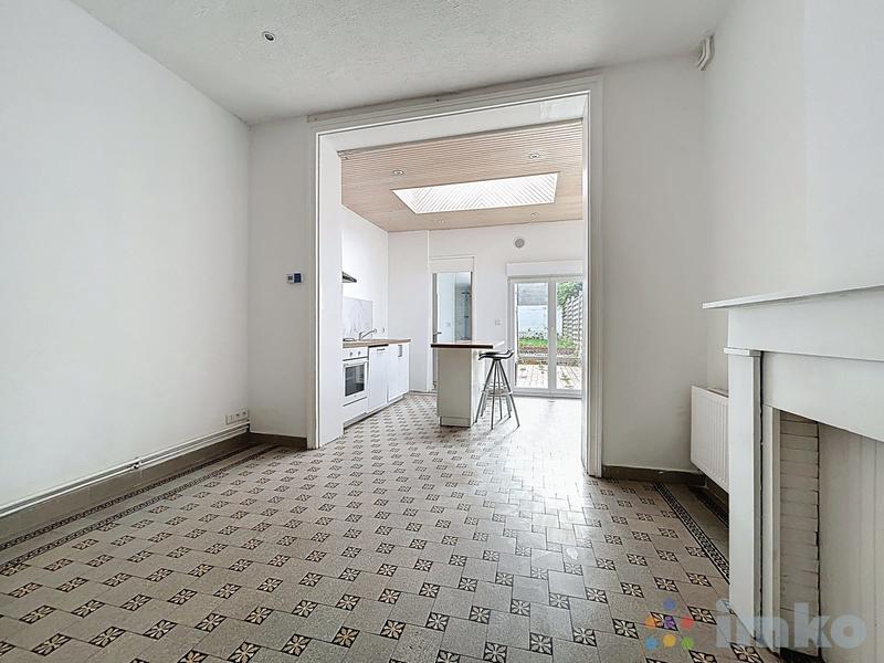 Maison - 94 m² - 5 pièces