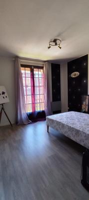 Maison ancienne - 111 m² - 7 pièces