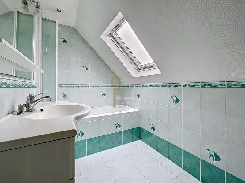 Maison - 136 m² - 6 pièces