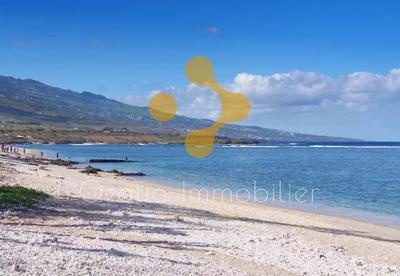 Maison - 99 m² - 4 pièces