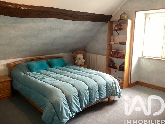 Maison - 190 m² - 6 pièces