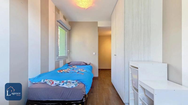 Duplex - 122 m² - 5 pièces