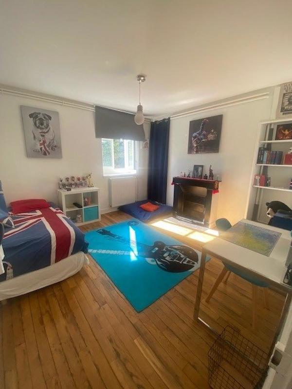 Maison - 300 m² - 7 pièces