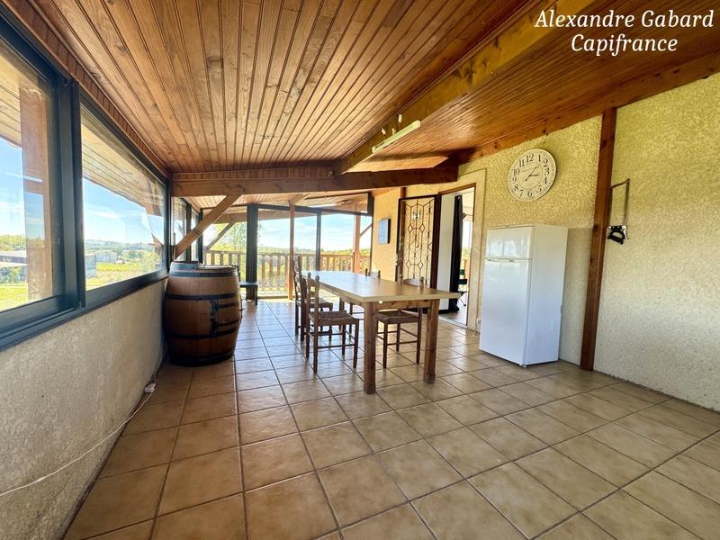 Maison - 98 m² - 5 pièces