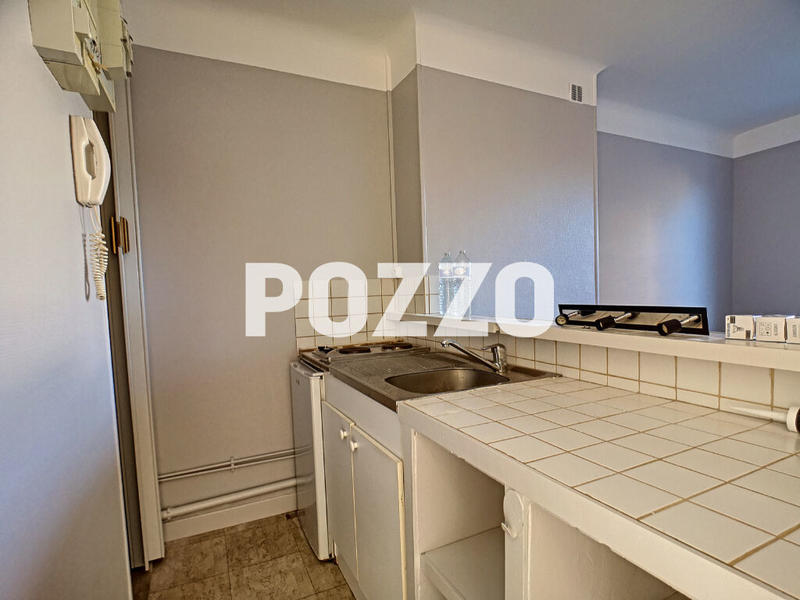 Appartement - 17 m² - 1 pièce
