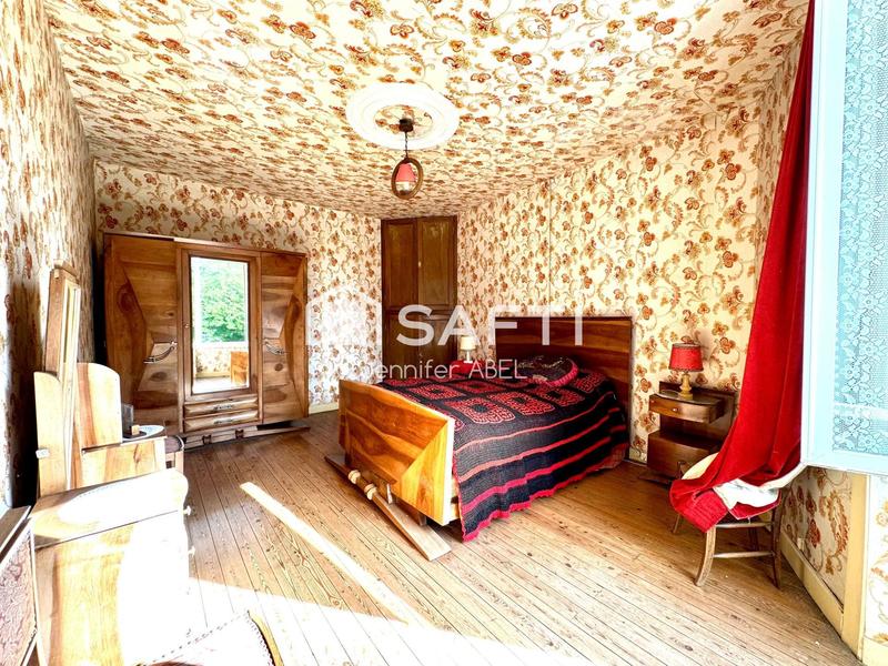 Maison - 112 m² - 8 pièces