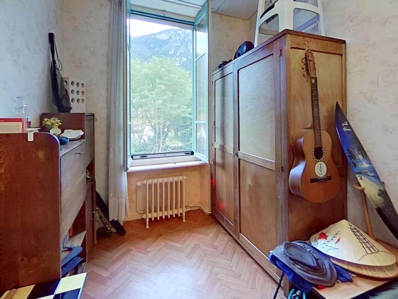 Maison traditionnelle - 143 m² - 8 pièces