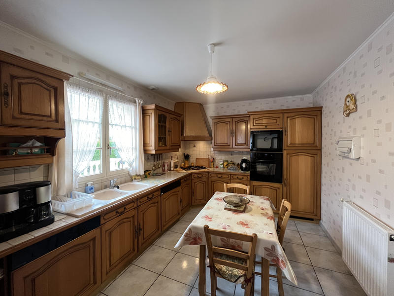 Maison - 170 m² - 7 pièces