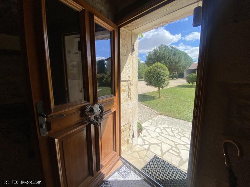 Maison - 252 m² - 5 pièces