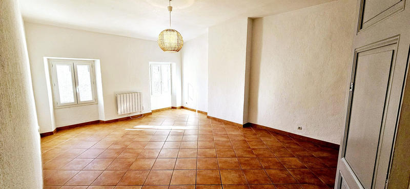 Appartement - 65 m² - 2 pièces