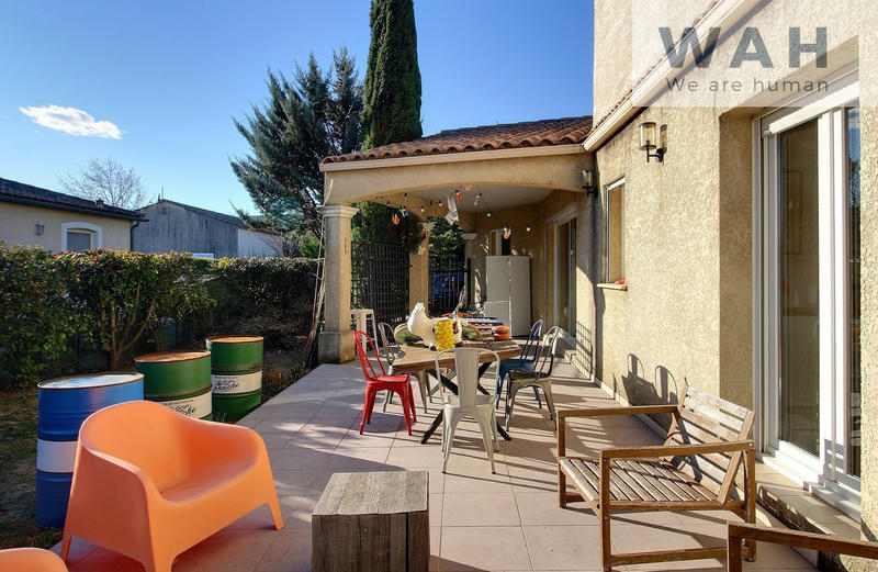 Maison - 145 m² - 6 pièces