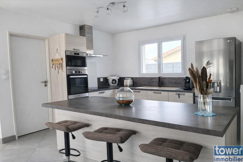 Maison - 100 m² - 4 pièces