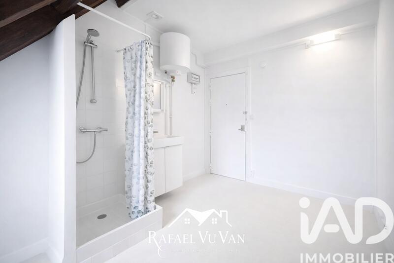 Studio - 9 m² - 1 pièce