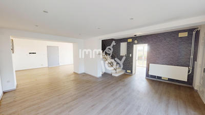 Maison - 101 m² - 4 pièces