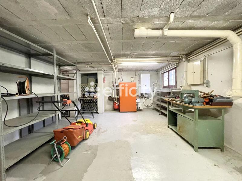 Maison - 162 m² - 8 pièces