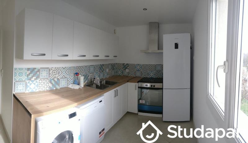 Chambre - 10 m² - 1 pièce