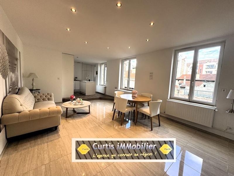 Appartement - 94 m² - 4 pièces