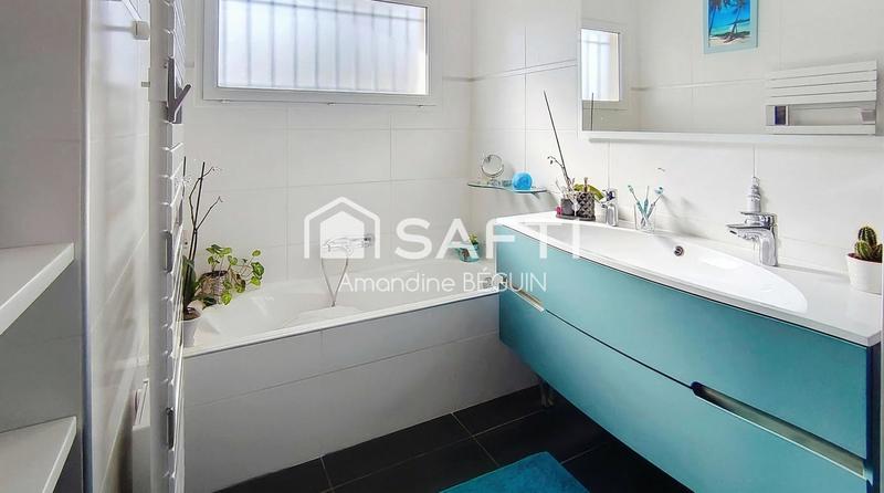 Maison - 200 m² - 8 pièces