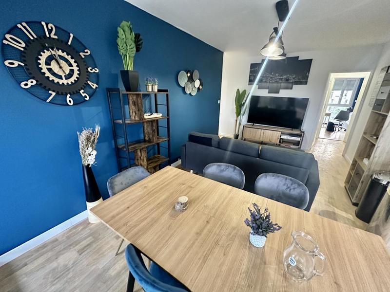 Chambre - 86 m² - 1 pièce