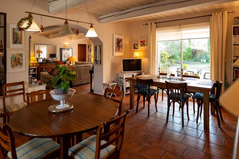 Maison - 205 m² - 7 pièces