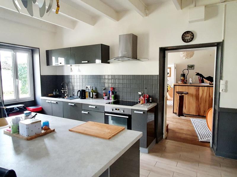 Maison ancienne - 345 m² - 1 pièce