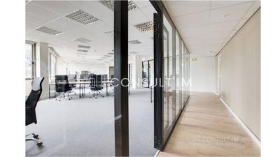 Bureau - 325 m²