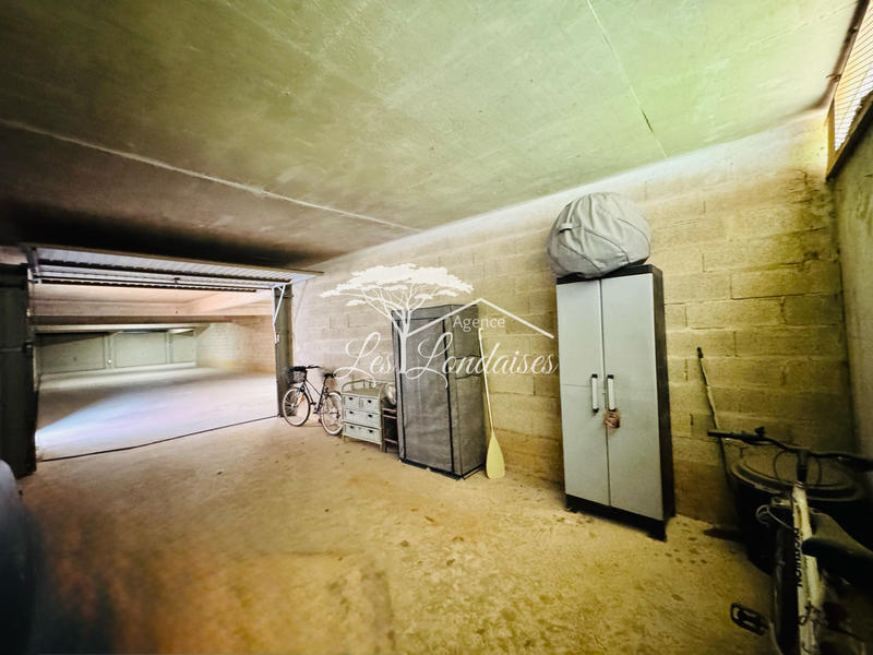 Parking / Garage - 24 m²