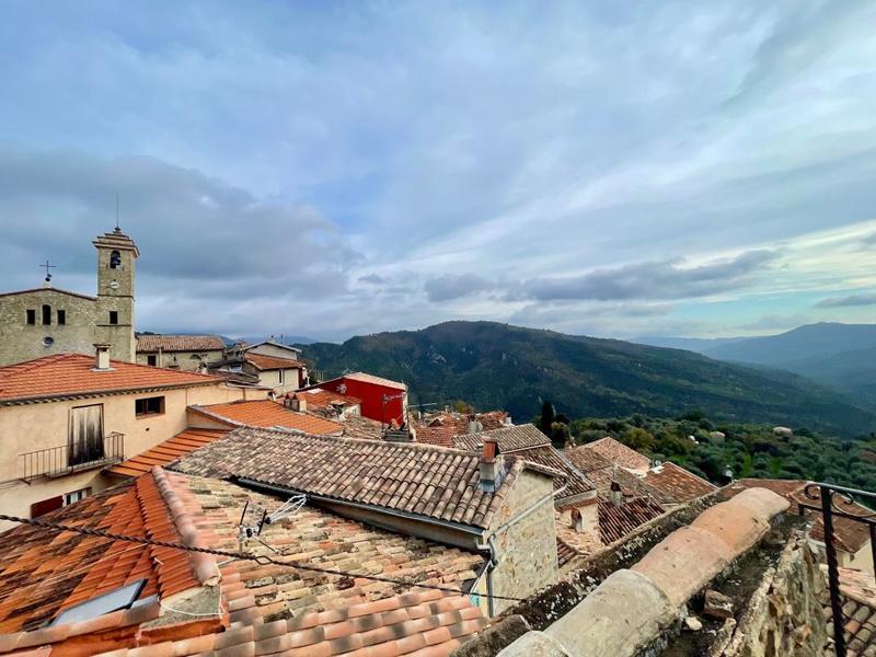 Maison de village - 125 m² - 6 pièces