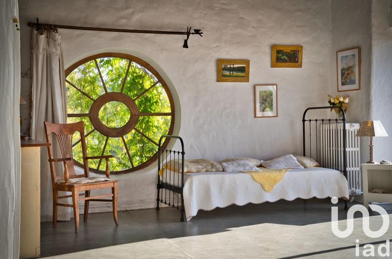 Maison - 263 m² - 10 pièces