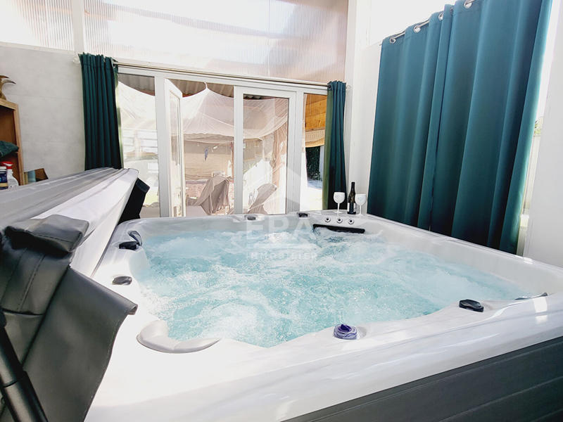 Maison - 87 m² - 4 pièces