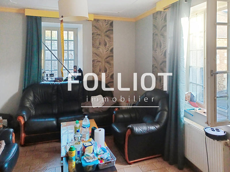 Immeuble - 113 m² - 6 pièces