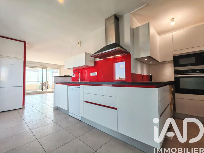 Appartement - 100 m² - 4 pièces