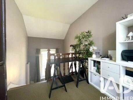 Maison - 171 m² - 8 pièces