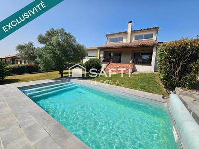 Maison - 180 m² - 5 pièces