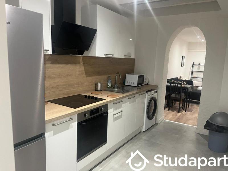 Chambre - 11 m² - 1 pièce