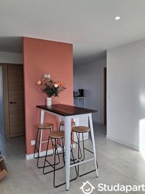 Chambre - 11 m² - 1 pièce