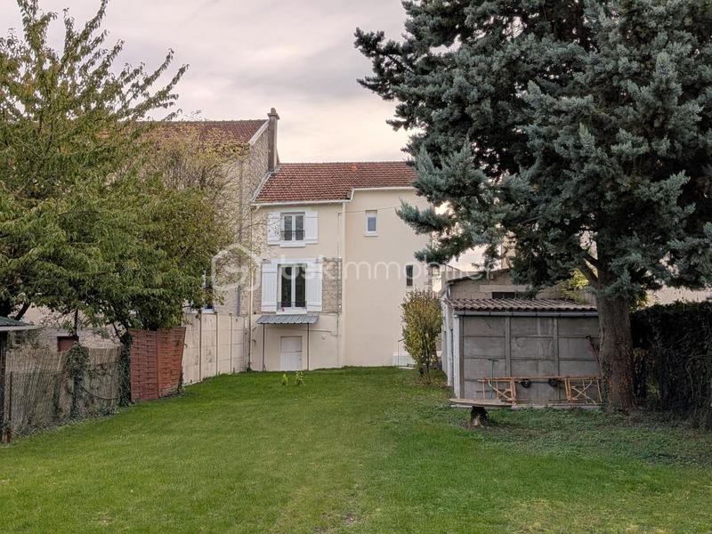 Maison de ville - 90 m² - 5 pièces