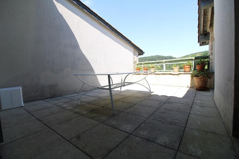 Maison - 266 m² - 8 pièces