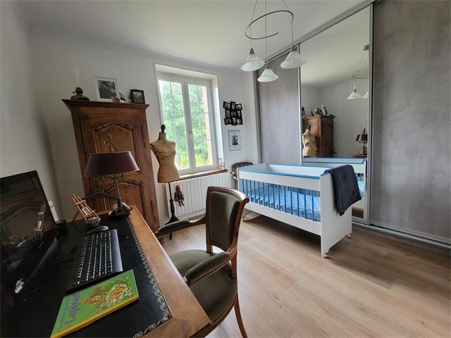 Maison - 250 m² - 8 pièces